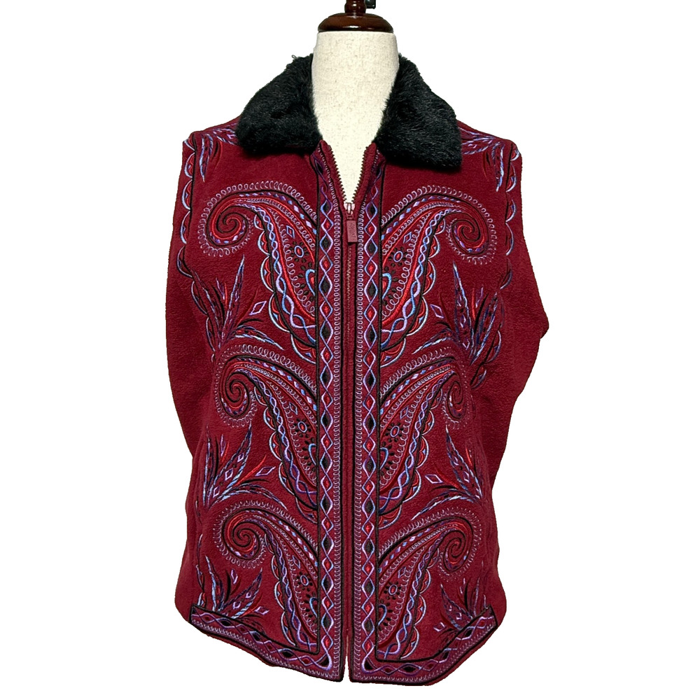 Bob Mackie Vest 1X Red Embroidered Fleece Faux Fur Collar Full‎ Zip Christmas